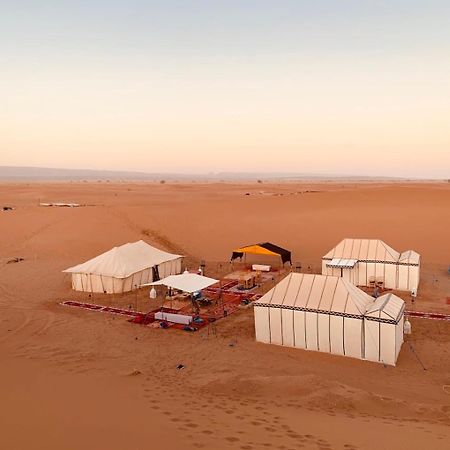 Bed and Breakfast Camp Sahara Majestic M'Hamid Esterno foto