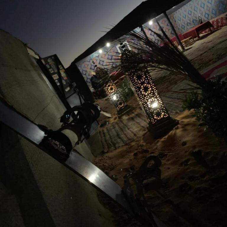 Bed and Breakfast Camp Sahara Majestic M'Hamid Esterno foto