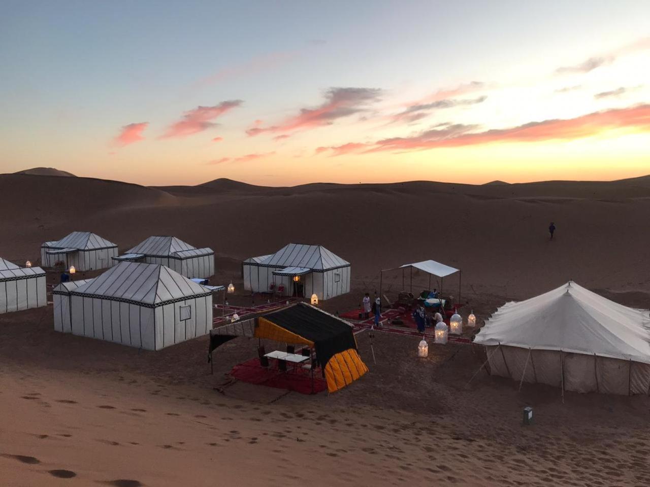 Bed and Breakfast Camp Sahara Majestic M'Hamid Esterno foto