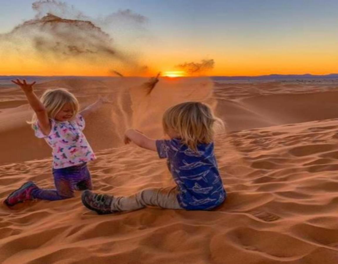 Bed and Breakfast Camp Sahara Majestic M'Hamid Esterno foto